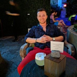 Meet your Posher, Mike